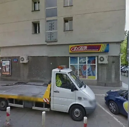 In - P13-19 * Varsóvia